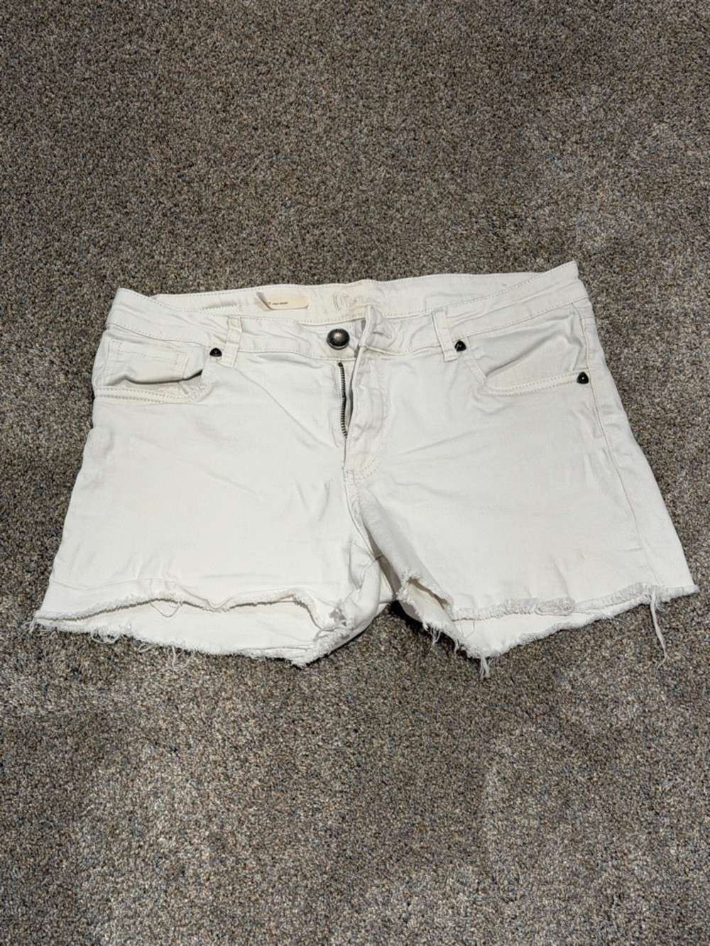 Kut from the Kloth Gidget White Frayed Hem Denim Shorts